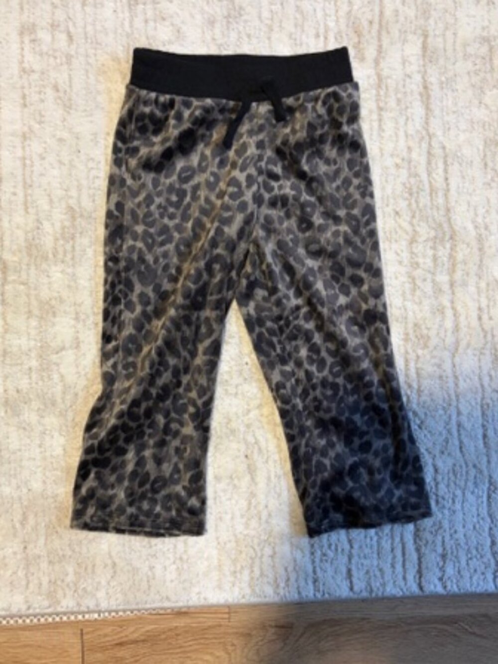Splendid Leopard Print Toddler Sweatpants (part of matchiing set)